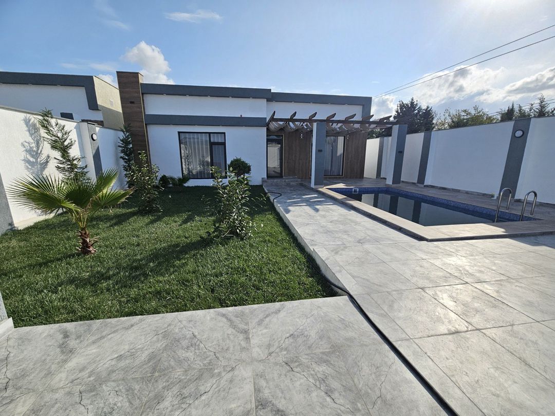 Satılır 4 otaqlı həyət evi/bağ evi 160 m² — Ev, villa, Bakı (7)