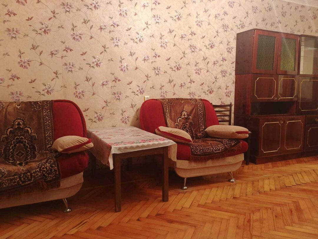İcarəyə verilir 3 otaqlı köhnə tikili 70 m² — Mənzil, Bakı