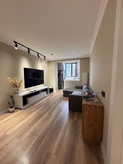 Satılır 2 otaqlı köhnə tikili 55 m² — Bakı