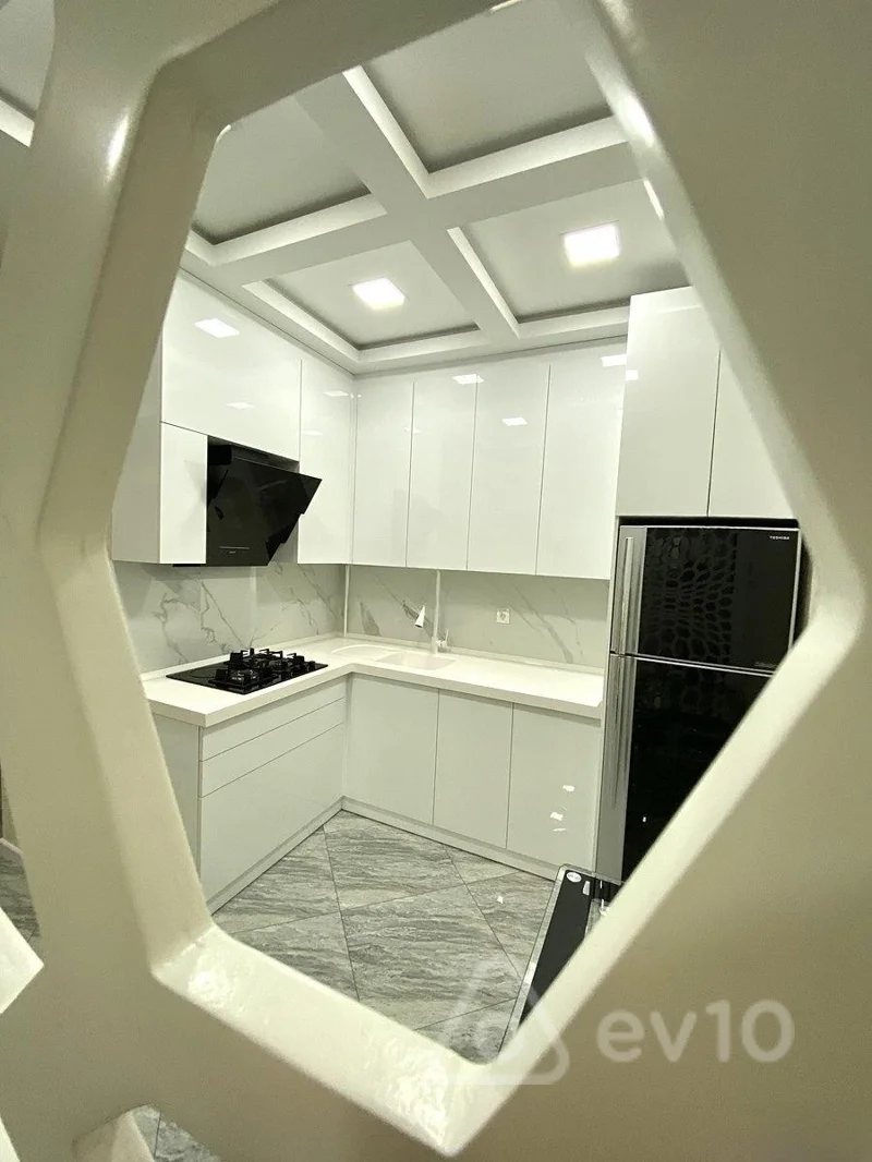 2 otaqlı mənzil, 70 m², Koroğlu rəhimov — kirayə — Mənzil, Bakı (4)