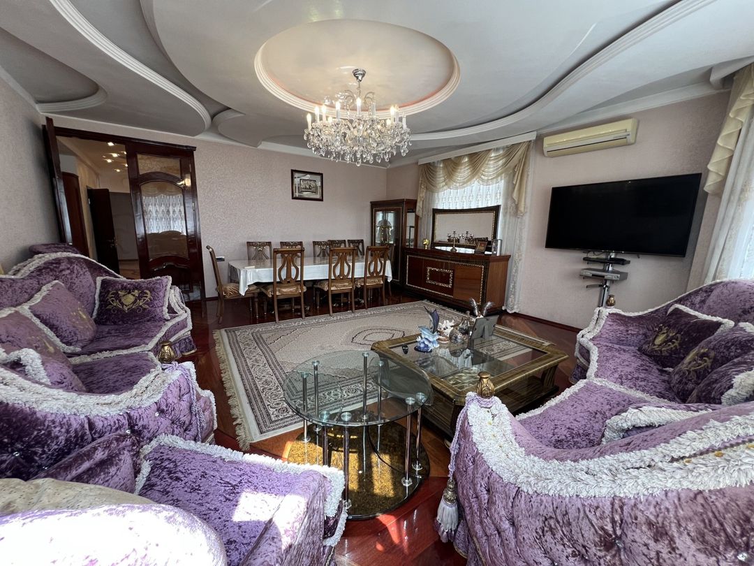 Satılır 4 otaqlı yeni tikili 200 m² — Mənzil, Bakı (7)