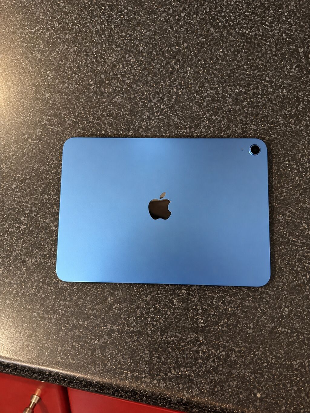 Apple iPad A16 – 128GB satılır. 128 GB yaddaş Çox az istifadə — Apple, Bakı (2)