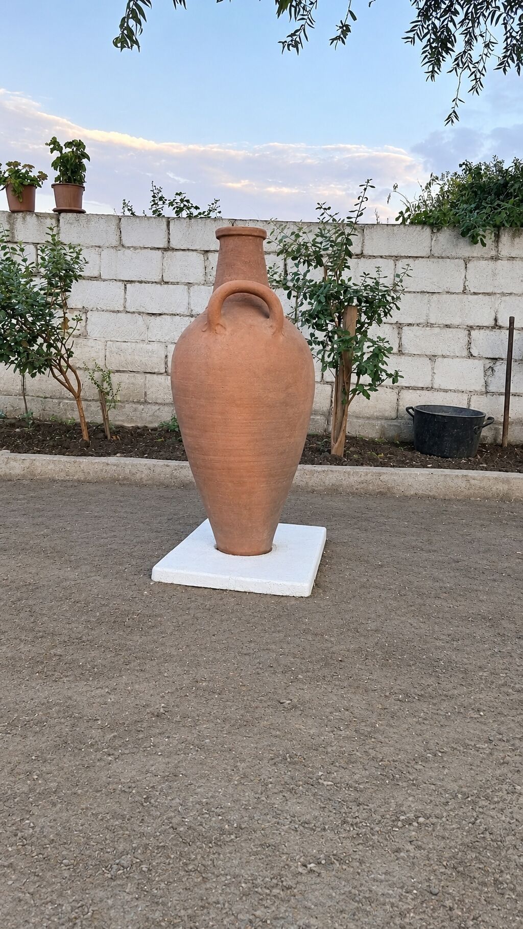 Qədimi Nehrə – 150 AZN Yaşı: 100+ il Material: təbii gildən, əl — Digər, Masallı