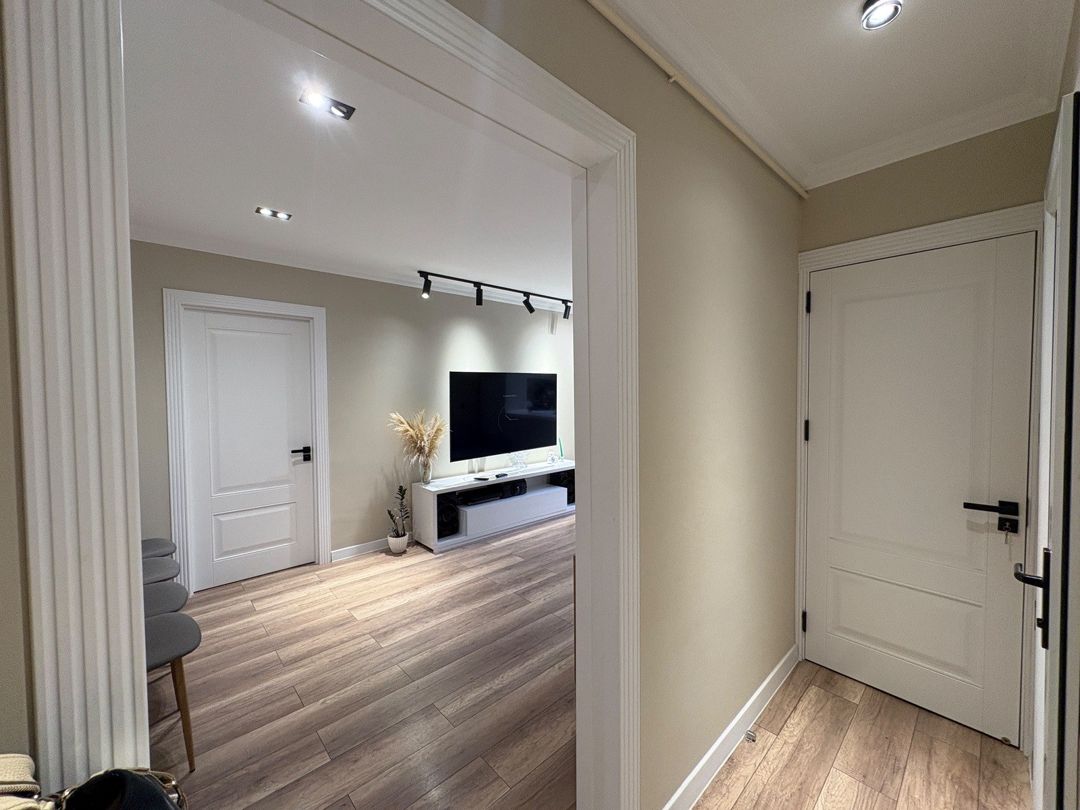 Satılır 2 otaqlı köhnə tikili 55 m² — Mənzil, Bakı (3)