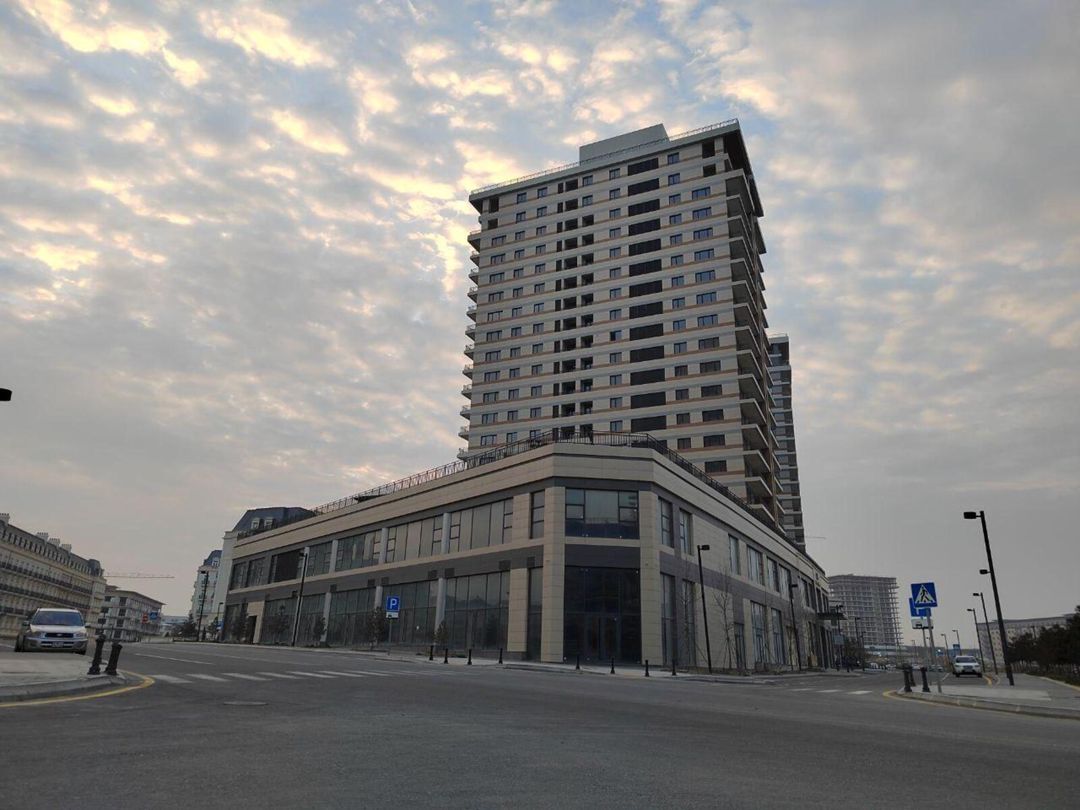 Satılır 3 otaqlı yeni tikili 120 m² — Mənzil, Bakı (2)