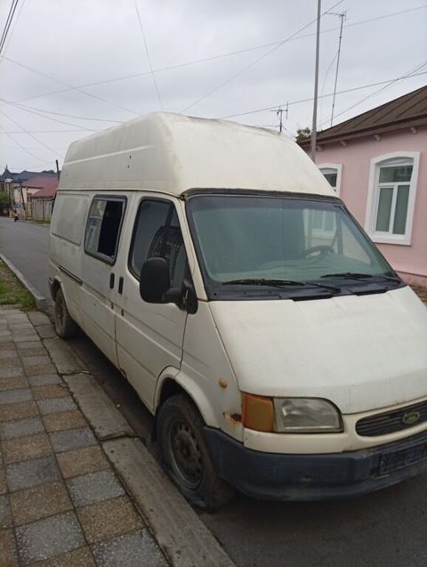 Ford Transit, 2.4 L, 1997 il, 325 900 km — Quba