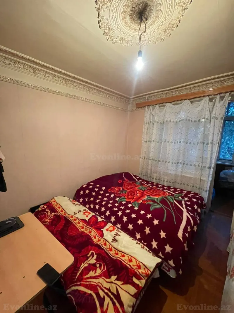 Satılır 3 otaqlı Mənzil Köhnə tikili 100 m² Bakı, Nizami r., Xalqlar Dostluğu m., 8-ci kilometr — Mənzil, Bakı (3)