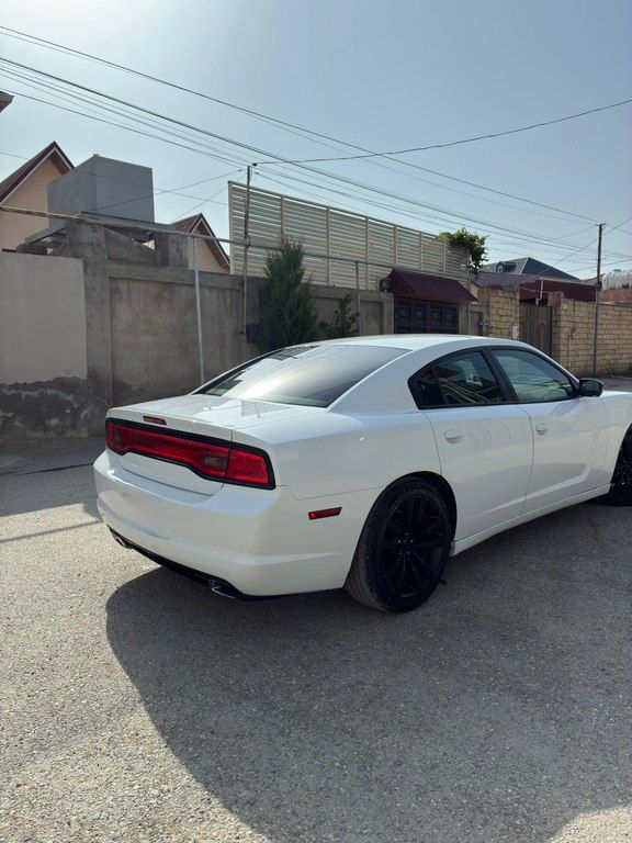 Dodge Charger, 3.6 L, 2012 il, 254 000 km — Avtomobillər, Bakı (4)