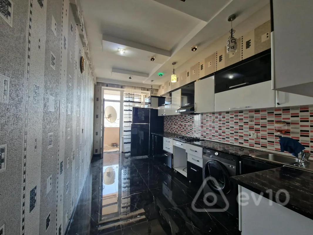 3 otaqlı mənzil, 150 m², Elşən Süleymanov küçəsi — kirayə — Mənzil, Bakı (10)