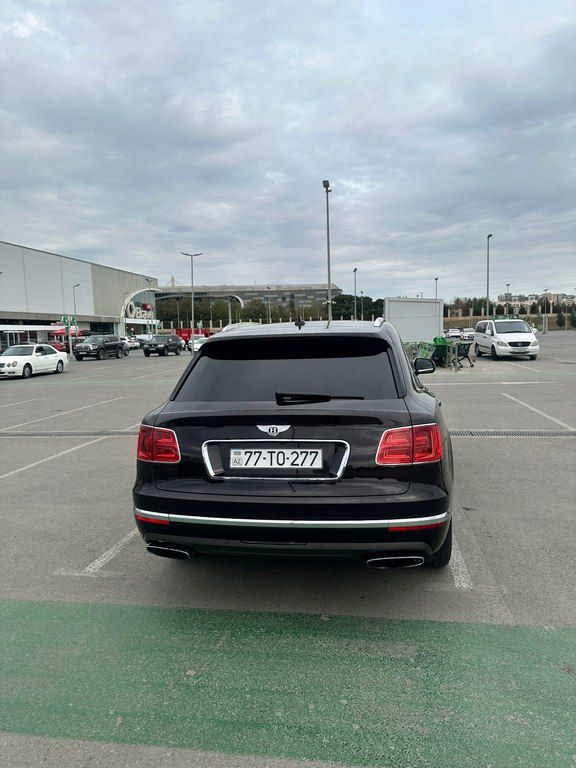 Bentley Bentayga, 6.0 L, 2016 il, 99 628 km 77-TO-277 — Avtomobillər, Bakı (8)