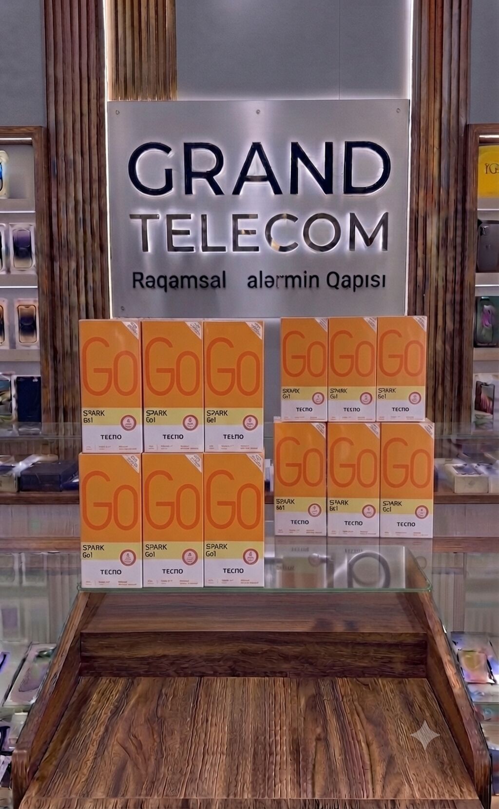 Tecno Spark Go 2024, İki sim kartlı — Tecno, Bakı (2)