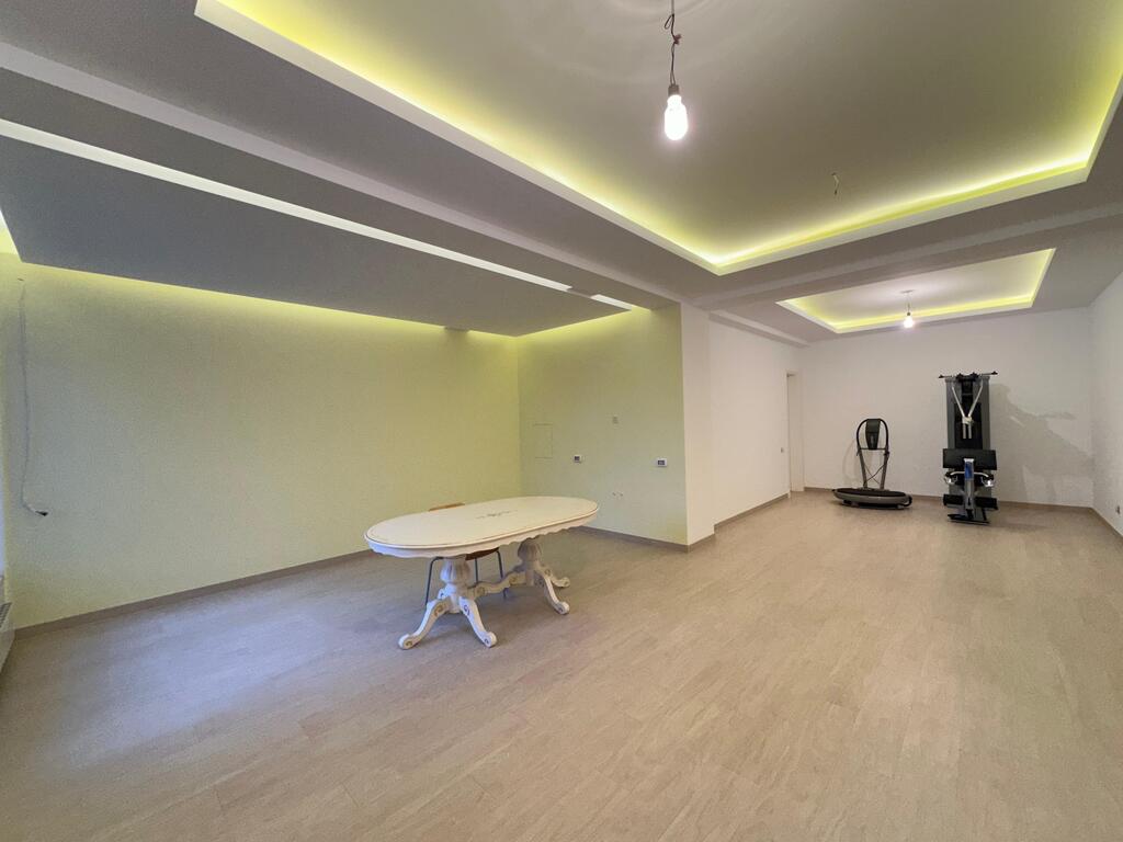 Satılır 8 otaqlı həyət evi/bağ evi 700 m² — Ev, villa, Bakı (11)