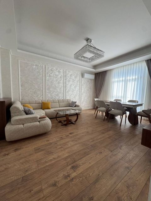 İcarəyə verilir 3 otaqlı yeni tikili 160 m² — Bakı