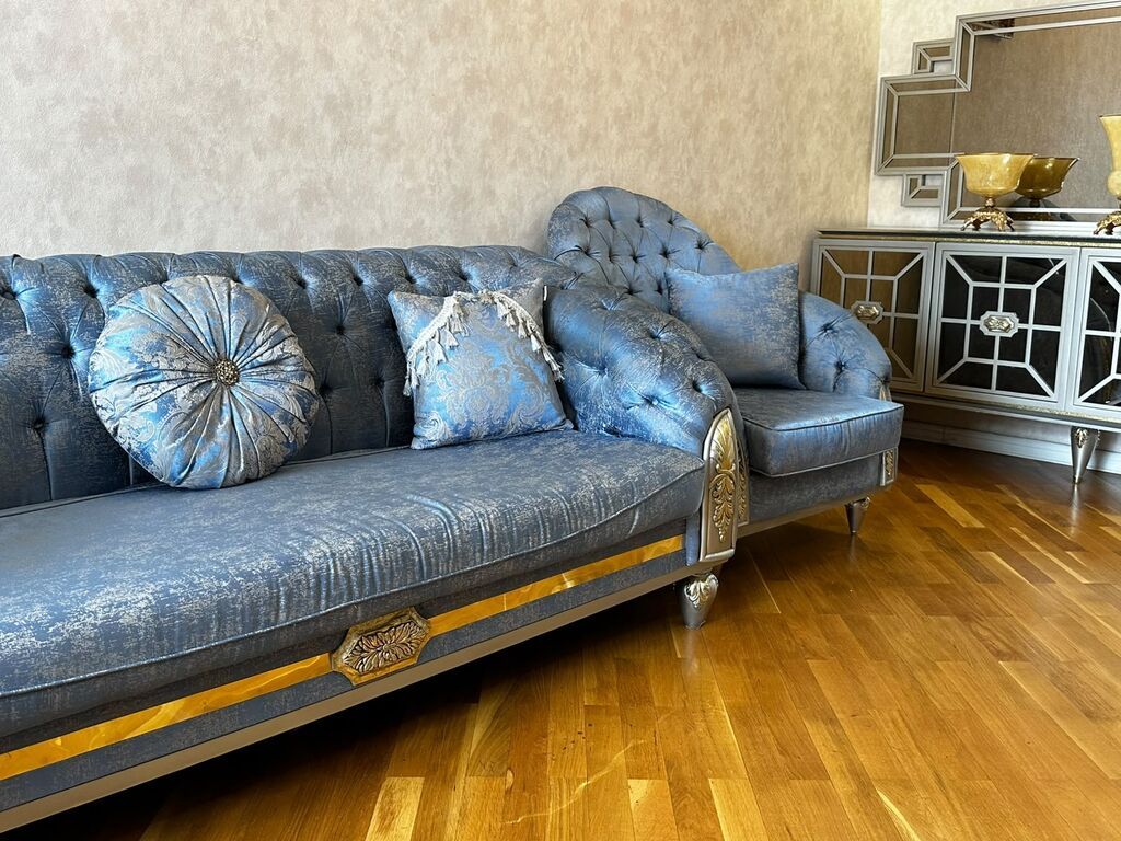 Gümüş tonlarda klassik-lüks üslubda qonaq otağı dəsti Tərkibi: - TV — Qonaq otağı üçün, Bakı (8)