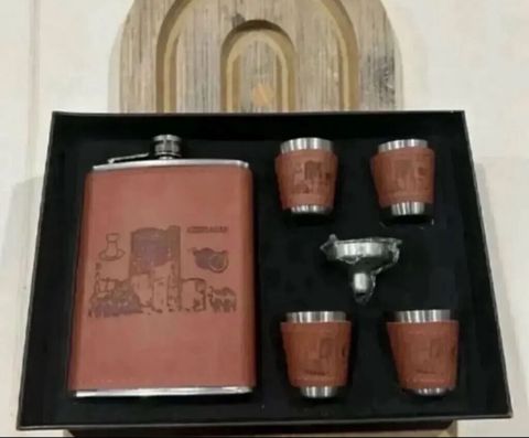 Dəri örtüklü metal kolba dəsti - Tərkib: 1 ədəd paslanmayan poladdan — Bakı