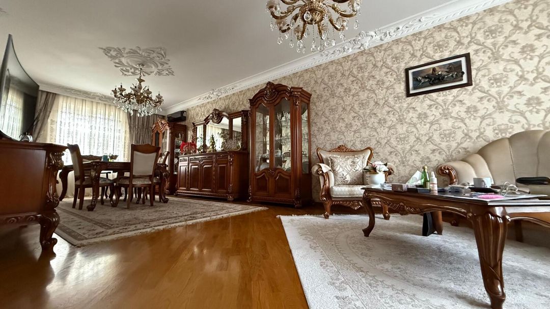 Satılır 8 otaqlı həyət evi/bağ evi 400 m² — Ev, villa, Bakı (4)