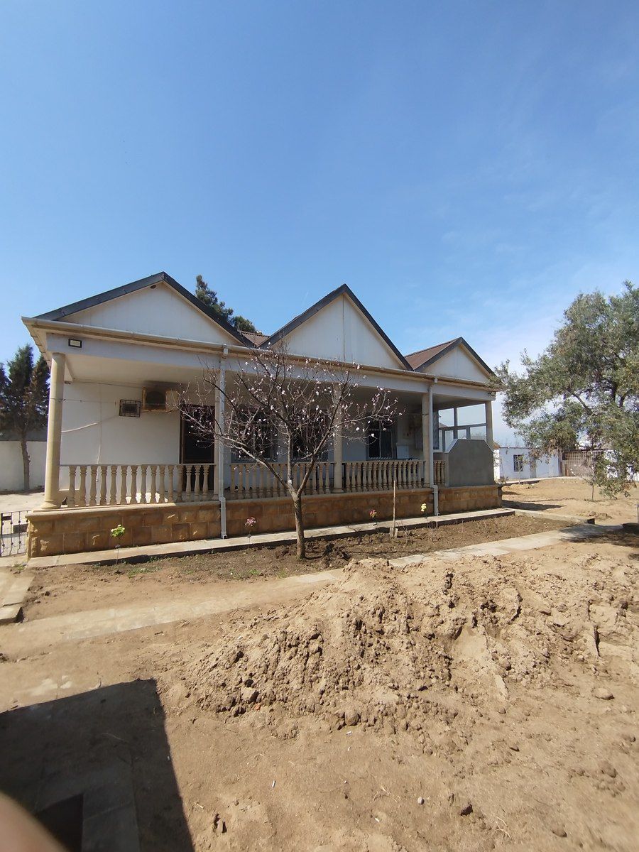 Satılır 4 otaqlı həyət evi/bağ evi 120 m² — Ev, villa, Bakı