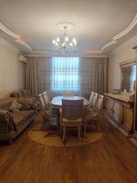 Satılır 3 otaqlı yeni tikili 120 m² — Bakı