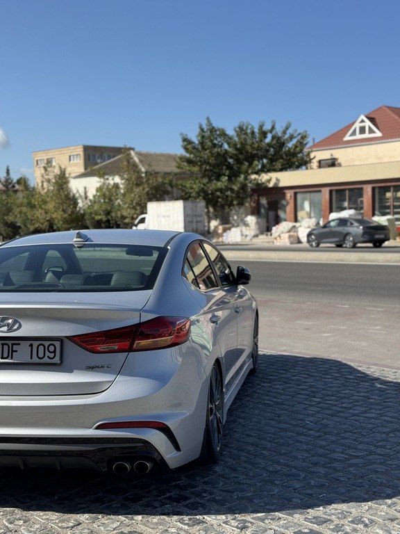 Hyundai Elantra, 1.6 L, 2017 il, 118 181 km — Avtomobillər, Bakı (5)