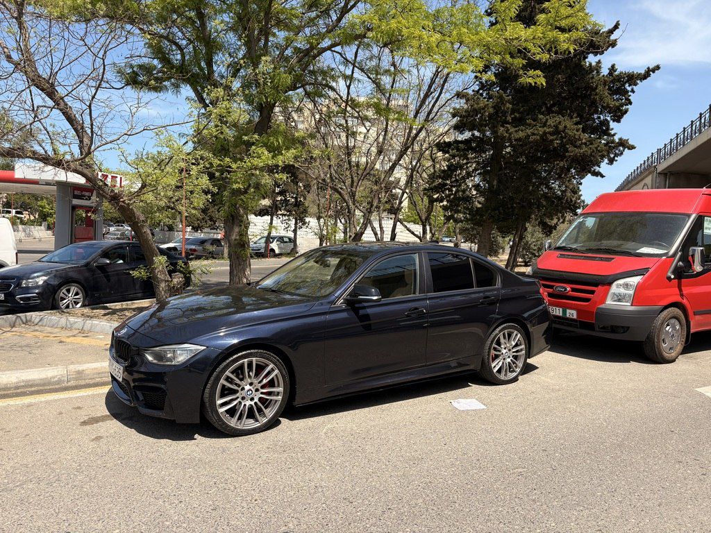 BMW 328, 2.0 L, 2013 il, 330 000 km — Avtomobillər, Bakı (3)