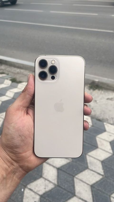 IPhone 13 Pro, Qızılı, Face ID — Bakı