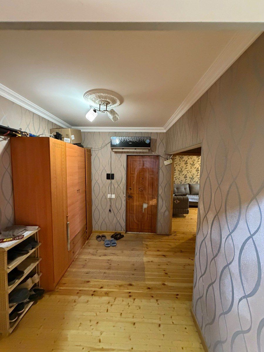 Satılır 4 otaqlı köhnə tikili 100 m² — Mənzil, Bakı (5)