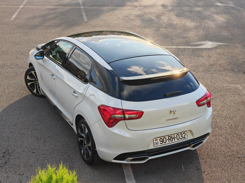 Citroen DS5, 1.6 L, 2013 il, 105 000 km 90-RH-032 — Avtomobillər, Bakı (2)