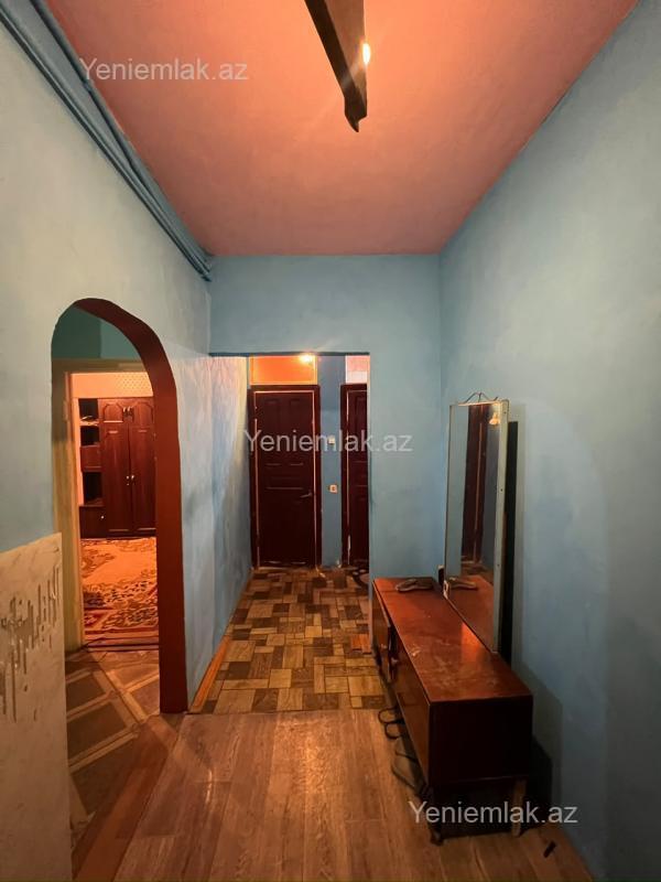 Kirayə 3 otaqlı Bina evi menzil (Köhnə tikili), 60 m², Nizami rayonu — Mənzil, Bakı