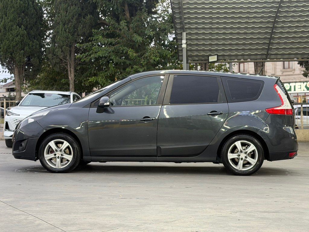 Renault Grand Scenic, 1.5 L, 2010 il, 298 688 km — Avtomobillər, Gəncə (10)