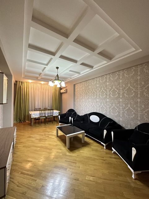 Satılır 3 otaqlı yeni tikili 130 m² — Bakı