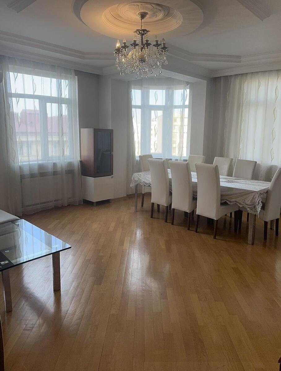 Satılır 4 otaqlı yeni tikili 170 m² — Mənzil, Bakı (3)
