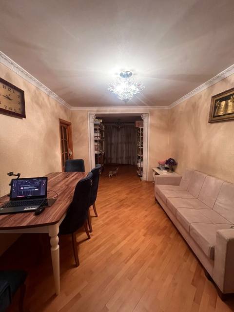 3 otaqlı mənzil – geniş və işıqlı planlama - Otaqlar: iri qonaq — 255 000 ₼ · 3 комн. · 2/5 этаж · Баку, Yasamal · Mənzil 3 otaqlı mənzil – geniş və işıqlı planlama - Otaqlar: iri qonaq — Баку