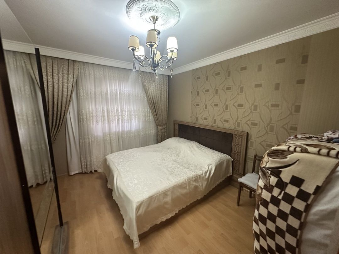 Satılır 2 otaqlı köhnə tikili 55 m² — Mənzil, Bakı (3)