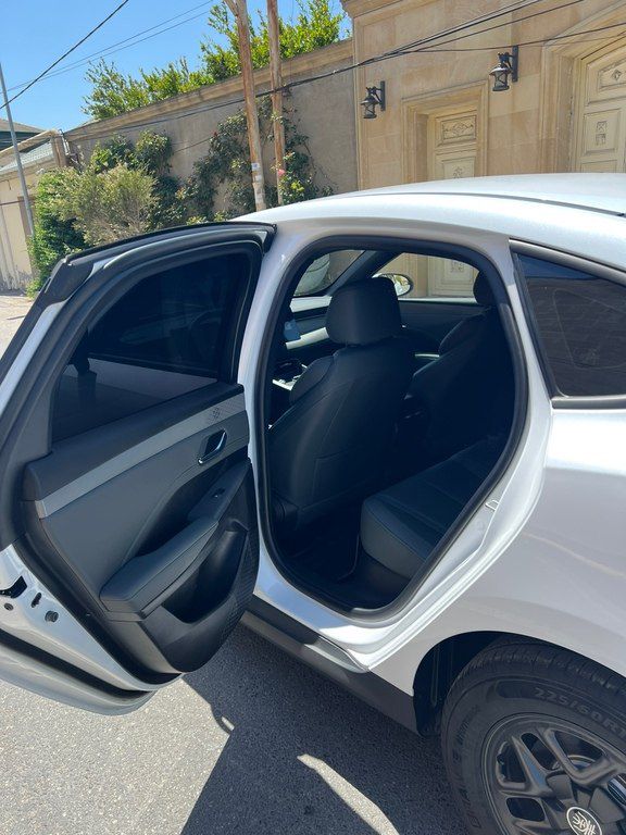 BYD Qin Plus, 1.5 L, 18.32 kWh, 2025 il, 1 045 km — Avtomobillər, Bakı (12)