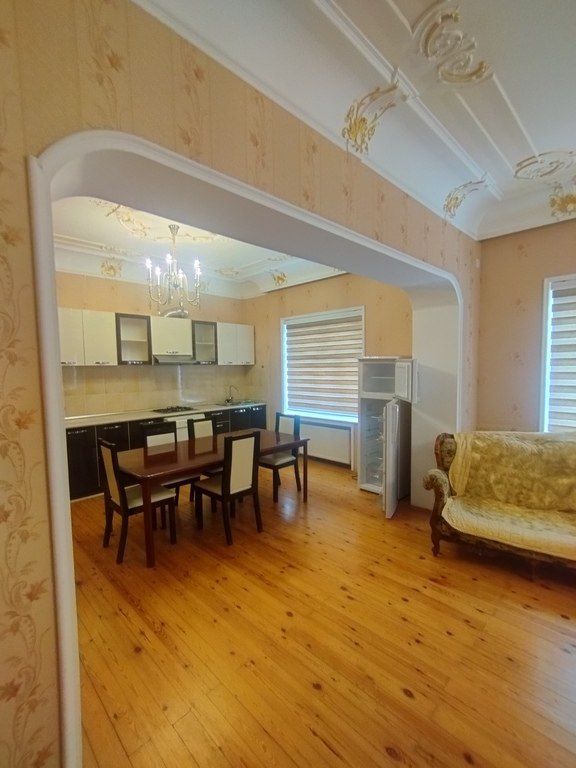 Satılır 7 otaqlı həyət evi/bağ evi 290 m² — Ev, villa, Bakı (10)