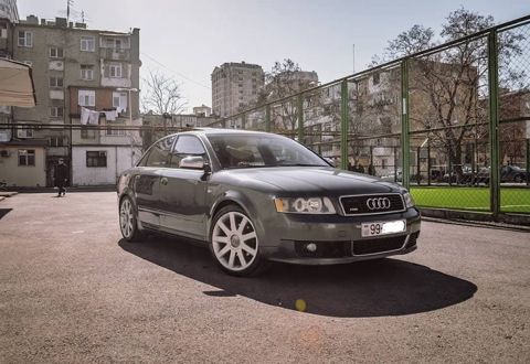 Audi A4, 1.8 L, 2004 il, 400 000 km — Sumqayıt