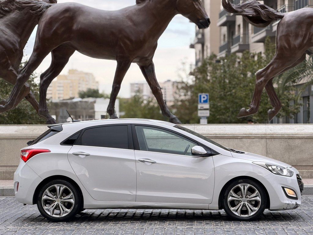 Hyundai i30, 1.6 L, 2012 il, 316 420 km 77-TO-948 — Avtomobillər, Bakı (4)