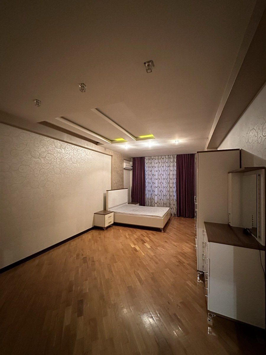 Satılır 3 otaqlı yeni tikili 130 m² — Mənzil, Bakı (9)