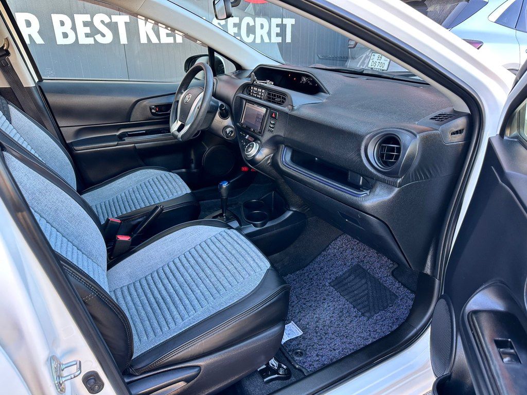Toyota Aqua, 1.5 L, 0.9 kWh, 2016 il, 155 000 km 77-UX-387 — Avtomobillər, Bakı (12)