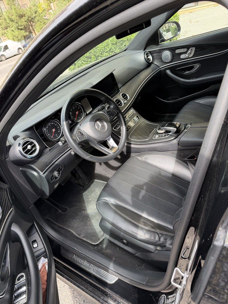 Mercedes E 300, 2.0 L, 2018 il, 180 331 km — Avtomobillər, Bakı (5)