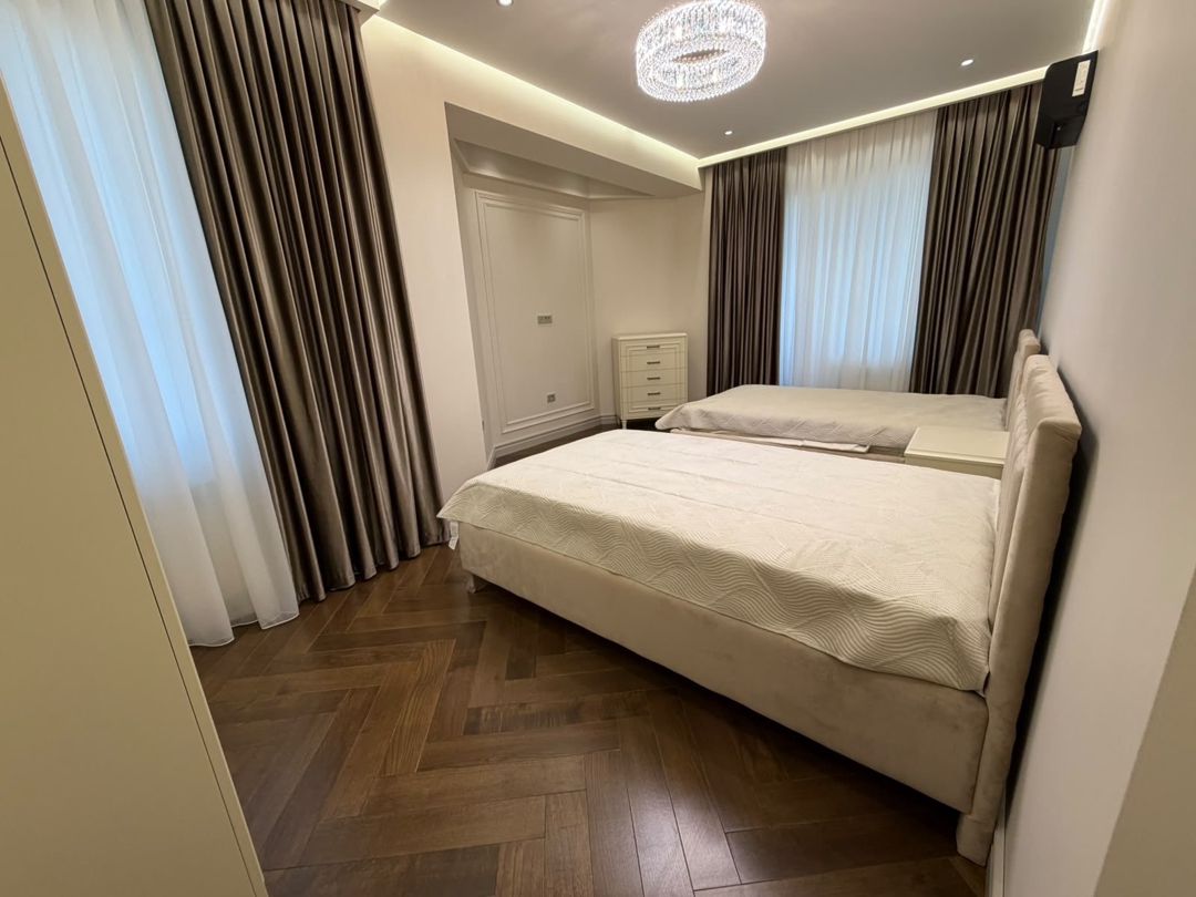 Satılır 4 otaqlı yeni tikili 190 m² — Mənzil, Bakı (5)