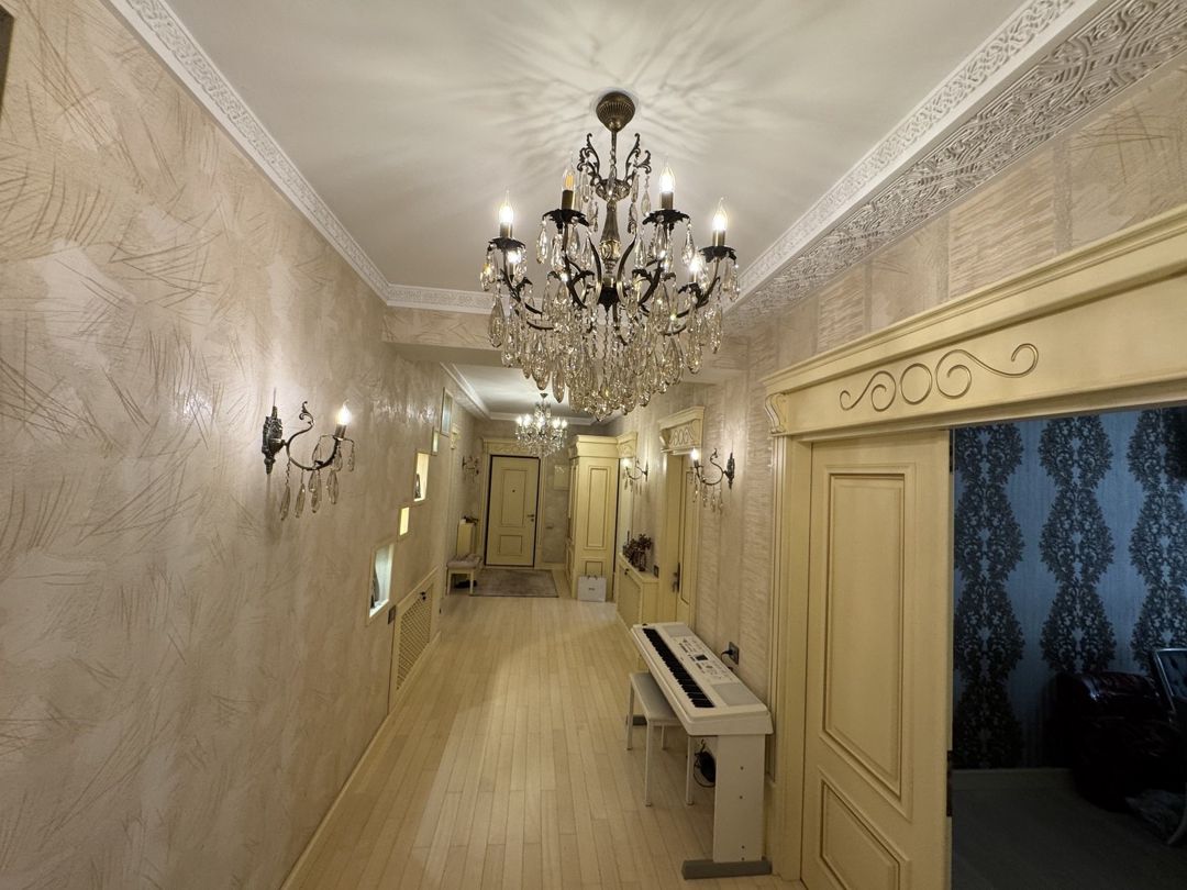 Satılır 4 otaqlı yeni tikili 190 m² — Mənzil, Bakı (7)