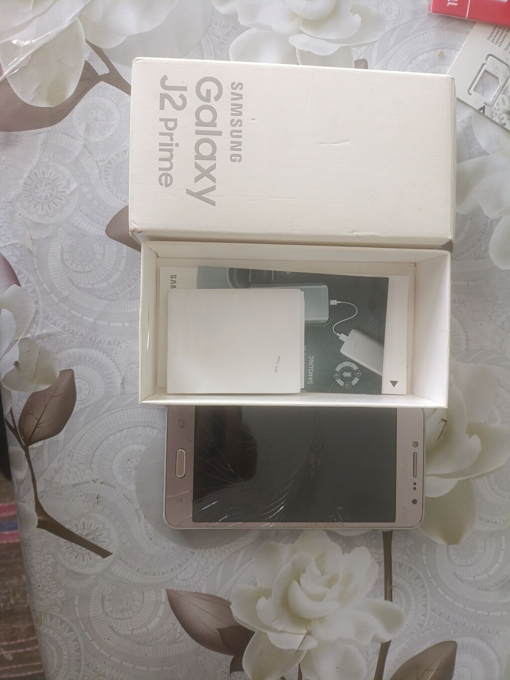 Telefon açlır amma ekranında qara ləkə var yəni ekranı zədəlidi amma — Smartfon ehtiyat hissələri, Qazax (4)