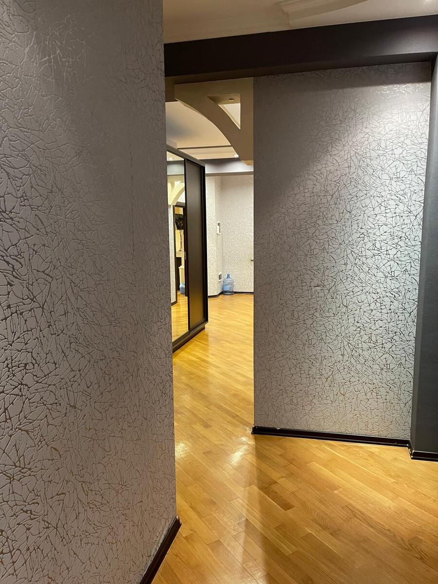 Satılır 3 otaqlı yeni tikili 160 m² — Mənzil, Bakı (10)