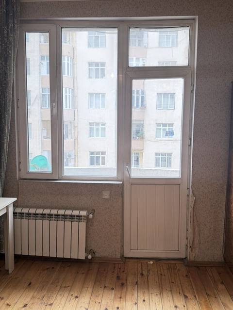 Pencere Qapi dest sekilde satilir yaxsi veziyyetdedi Unvan Yeni — Derazalar, eshiklar, balkonlar (Taʼmirlash va qurilish)