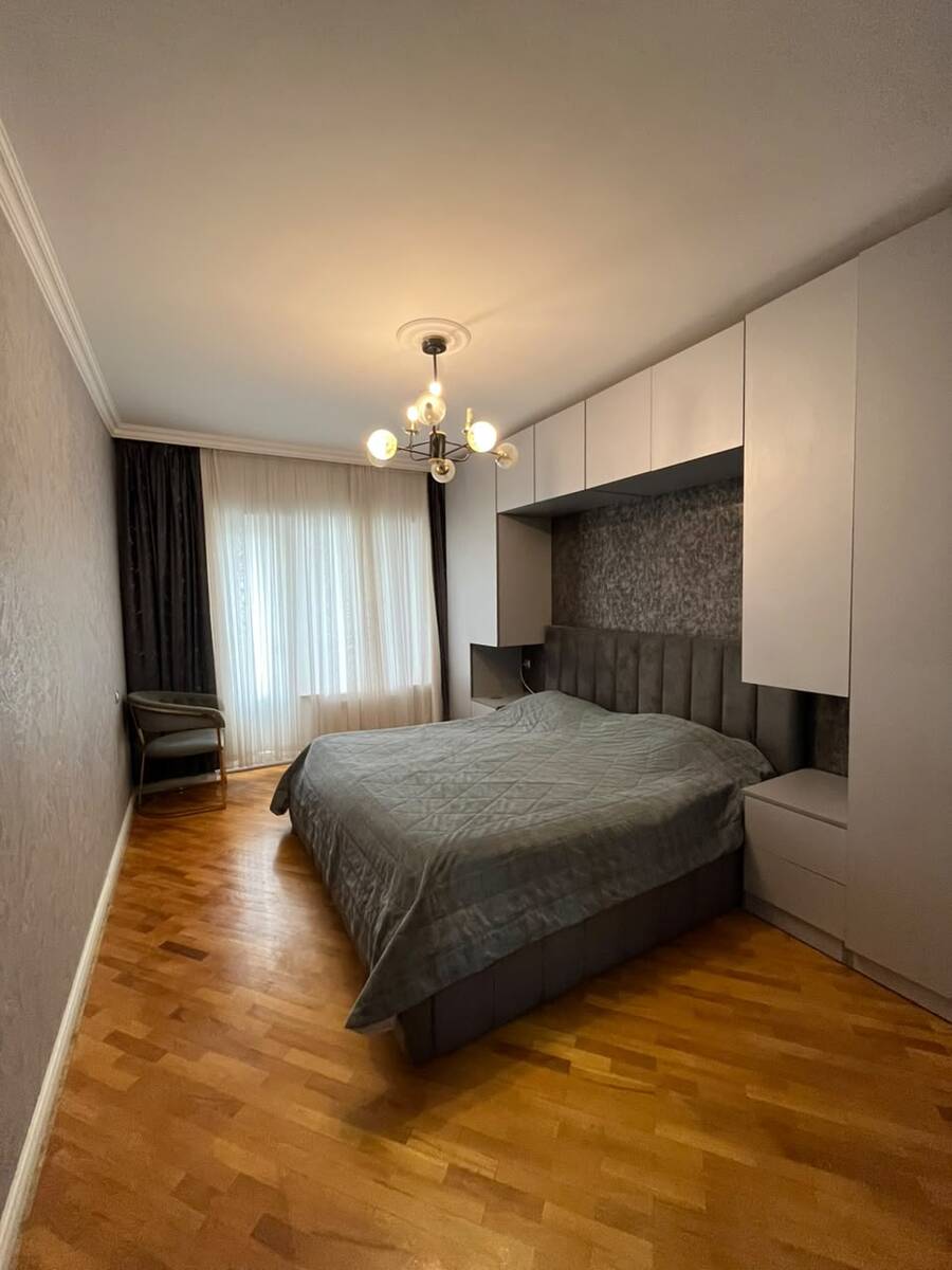 Satılır 4 otaqlı köhnə tikili 110 m² — Mənzil, Bakı (8)