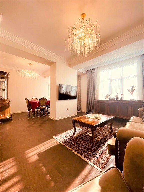 Satılır 5 otaqlı yeni tikili 220.5 m² — Mənzil, Bakı (2)