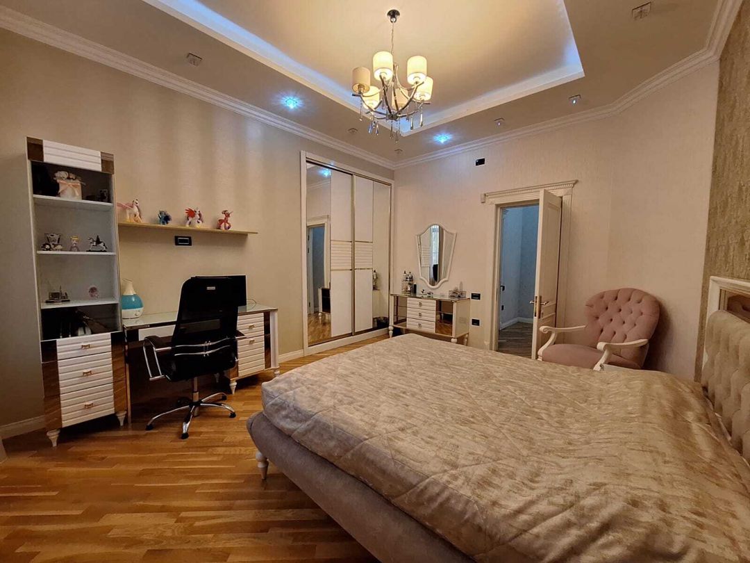 Satılır 4 otaqlı həyət evi/bağ evi 420 m² — Ev, villa, Bakı (9)