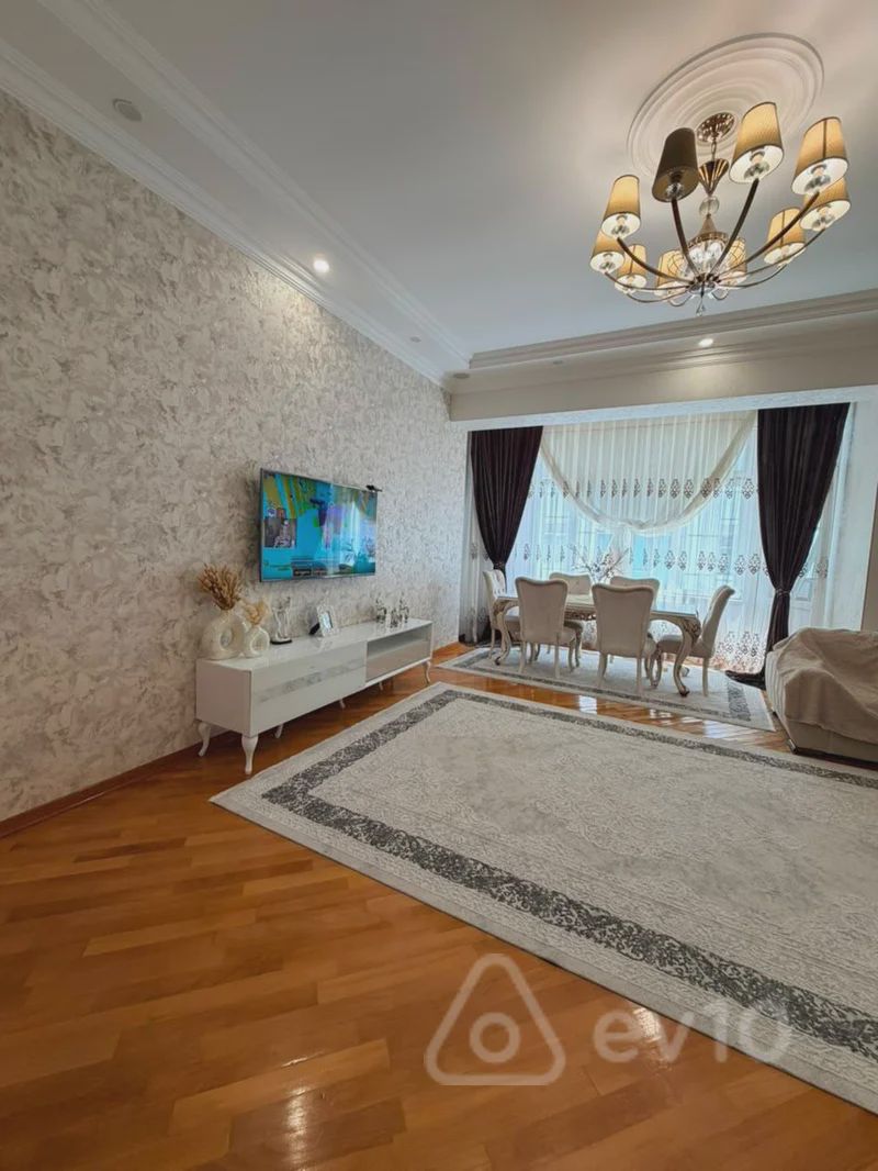 For sale: 3-room apartment (new building), 149 m² — Mənzil, Bakı