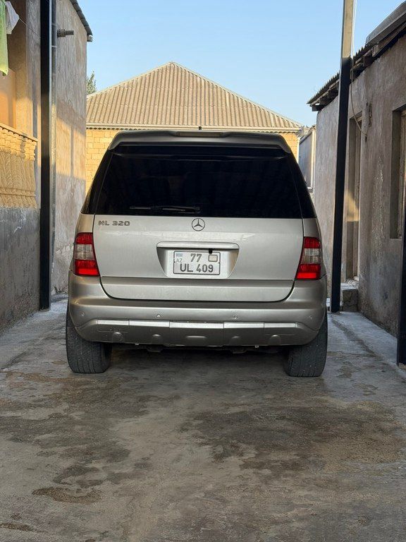 Mercedes ML 320, 3.2 L, 2003 il, 450 616 km 77-UL-409 — Avtomobillər, Bakı (6)